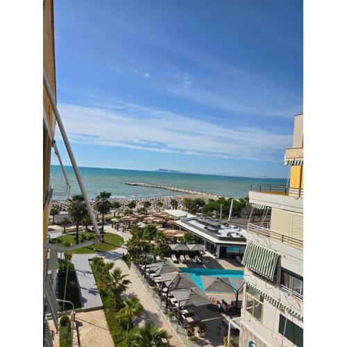 Wonderful Sea View Apartment Qerret