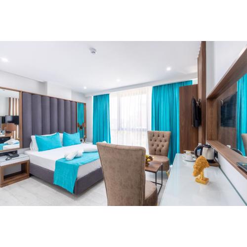 WP White Palace Hotel