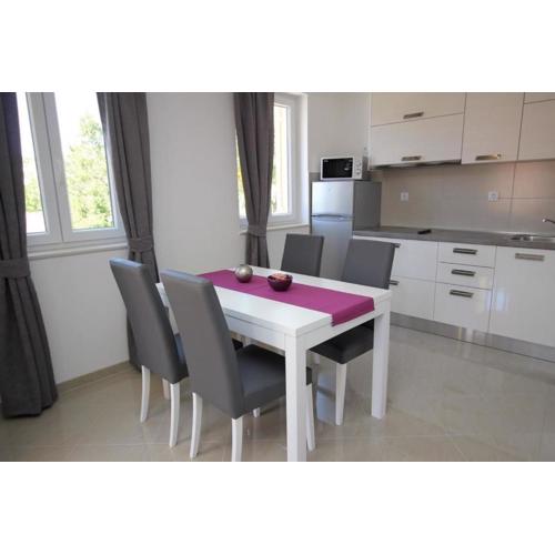 Wunderschöne Ferienwohnung in Baška mit Eigenem Balkon