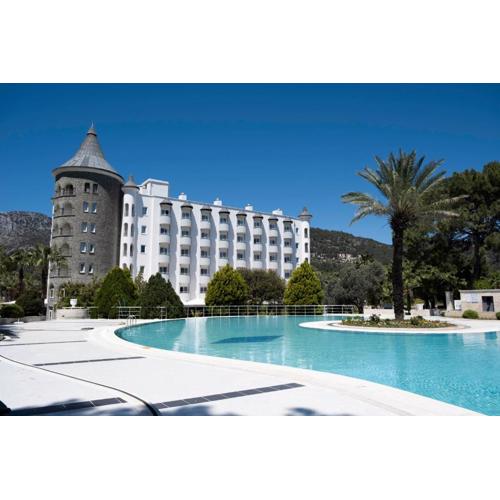 X Life Hotel Sarıgerme 15 - Adult Hotel