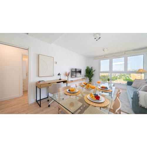 XPCE URBAN 19 MALAGA SKYLINE-Parking Free