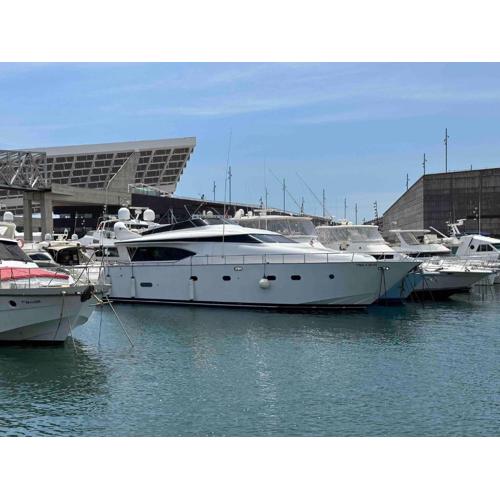 YACHT 20Metros