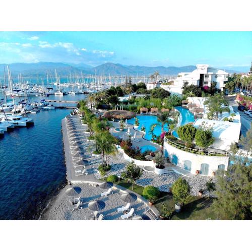 Yacht Classic Hotel - Boutique Class