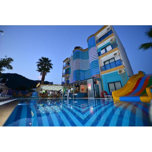 Yade Luxe Hotel