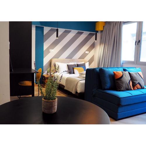 YalaRent Athens Central Suites Retreat