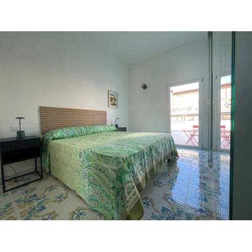 Yali Suites Bed and Breakfast
