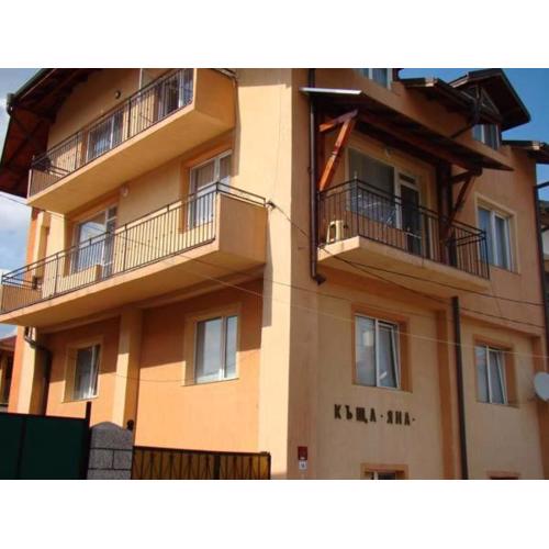 Yana Guest House