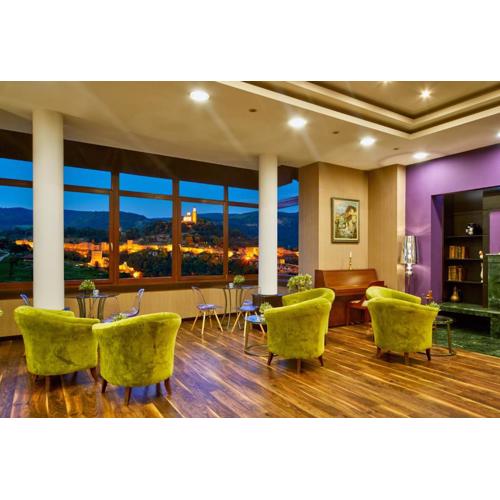 Yantra Grand Hotel