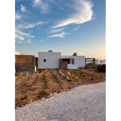 Yara Residence