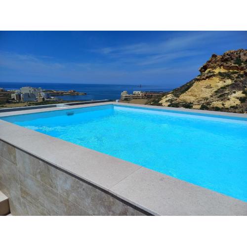 Yellow Hill Penthouse