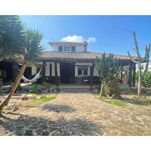 Yin Yang Beach House, El Palmar, con WIFI a 500 m de la playa