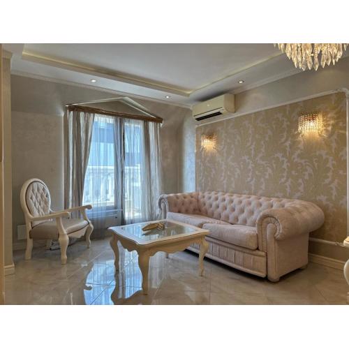 Yo Two - Central Varna Lux Apartment with Parking
