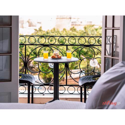Yolanda Boutique Suites by Zzzing