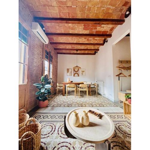 Your Boutique Mediterranean Stay in Barcelona