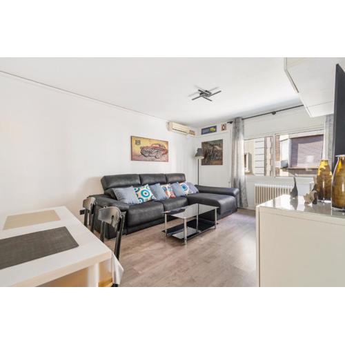 Your Home in Barcelona Office & Gym & Parking free