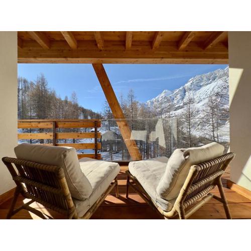 Your Nest In The Mountains