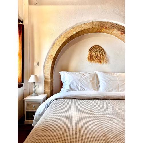 Ypatia Cozy Castle Suite Apartment with Loft