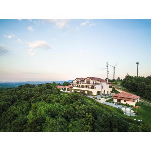 Zaara Estate Winery Hotel & SPA