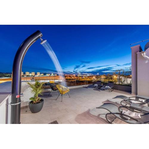 Zadar I Penthouse 2 mit Dachterrasse & Jacuzzi