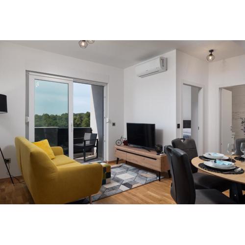 Zara Sunset Apartment