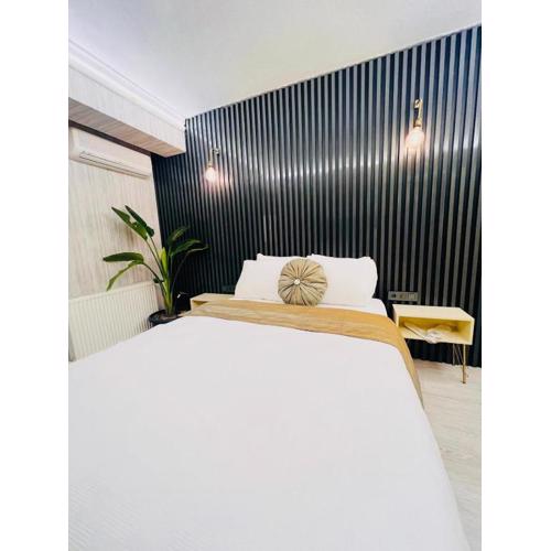 zebra otel buca