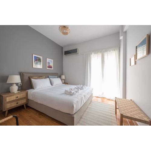 Zen Palm, Exarchia