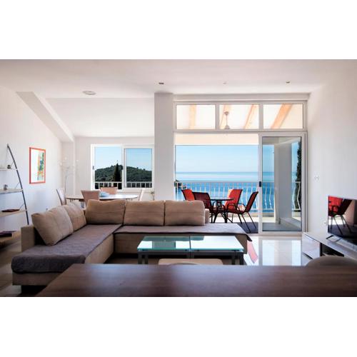 ZENITH APARTMENT by DuHomes