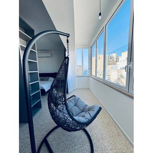 Zero55Rooms 3-bed 3-bath apartment with sea views