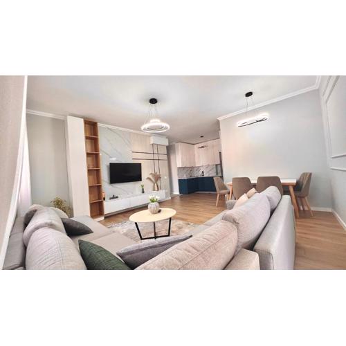Zeus Tirana Suite