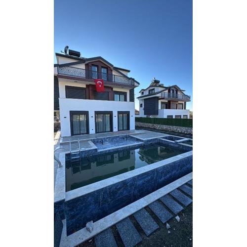 Zeyno Villa