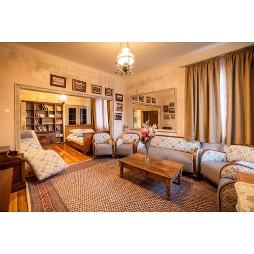 Zlatanov Residence