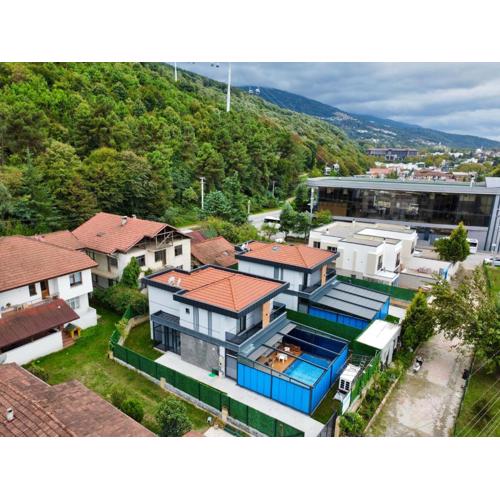 Zümrüt villaları
