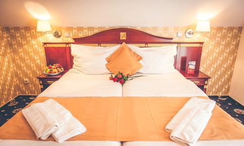 Adršpach: Hotel Tommy **** se snídaní formou bufetu a relaxací v bazénu a vířivce + sleva na wellness služby