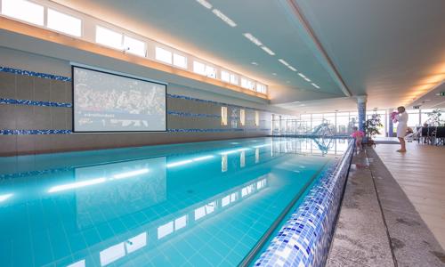 Balaton a Keszthely v Zenit Hotelu **** s polopenzí, neomezeným wellness (vířivky, bazény, sauny) a fitness