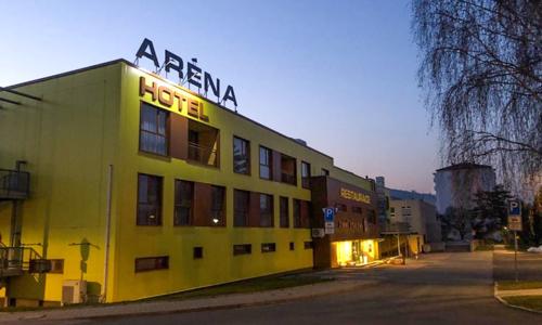 Bílé Karpaty pro páry i rodiny v Hotelu Aréna *** se snídaní či polopenzí a slevou na burgery + dítě zdarma