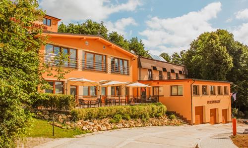 Bojnice: Pobyt na 6 dní ve Wellness Penzionu Maxim *** s polopenzí, vířivkou a saunami + sleva na masáže