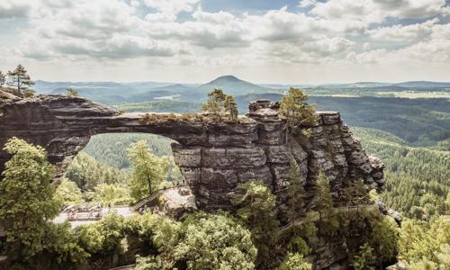 Českosaské Švýcarsko: Dolní Poustevna v Hotelu Zelený dům *** s polopenzí + vířivka, infrasauna, solná jeskyně