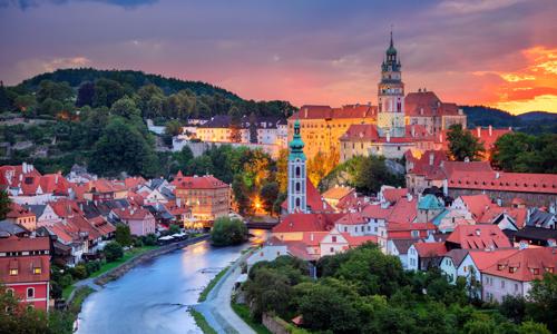 Český Krumlov jen 5 minut chůze od historického centra v útulném Penzionu Hornička + snídaně a úschovna kol