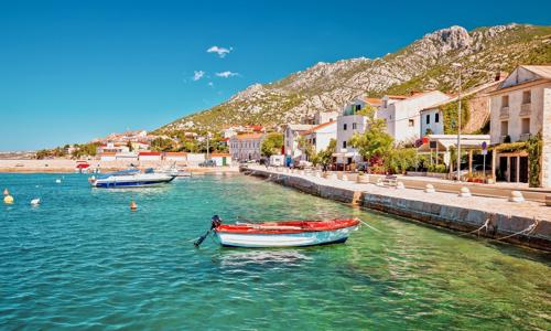 Chorvatsko: Karlobag jen 400 m od pláže v Apartmánech Marinko až pro 5 osob s balkonem a vlastní kuchyní