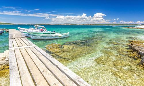 Chorvatsko: Poloostrov Istrie pouhých 200 m od pláže v Apartmánech Unija pro 3 až 5 osob s možností grilování