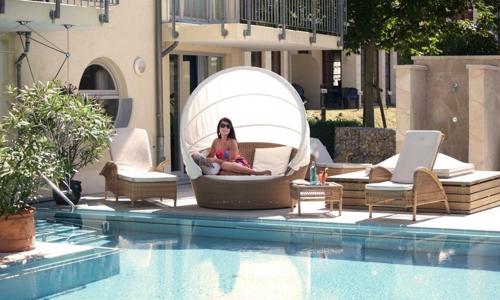 Dovolená na ostrově Usedom ve Strandhotelu Heringsdorf **** se snídaněmi, vnitřním termálním bazénem a saunami
