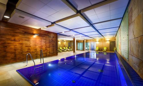 Dovolená u Brna v Golf Resortu Kaskáda **** se snídaní, neomezeným wellness s bazénem a saunami + dítě zdarma