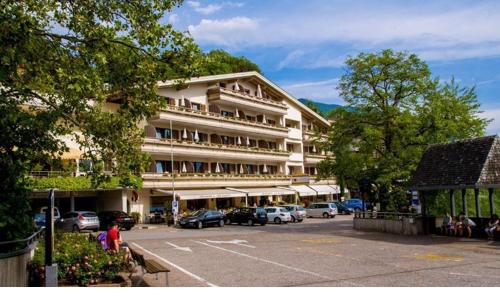 Dovolená v Jižním Tyrolsku nedaleko lázní Merano: Christoph Hotel ***+ se snídaněmi, bazénem a 3 saunami