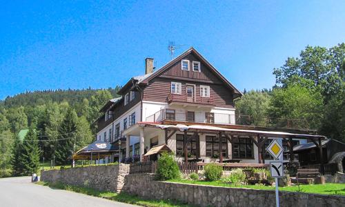 Dovolená v krásné přírodě Orlických hor na úpatí Velké Deštné v Hotelu Orlice *** se snídaní nebo polopenzí
