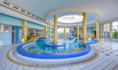 Dunajská Streda v Hotelu Thermalpark *** s polopenzí a neomezeným vstupem do termálních lázní s 10 bazény