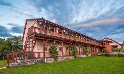 Egerszalók: Pobyt u termálních lázní ve Sweet-Life Wellness Apartments se snídaní, neomezeným wellness a vínem