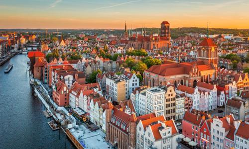 Gdańsk: Pobyt v Hotelu Platan *** s polopenzí a 2 saunami (finská a infra) neomezeně + zahrada a dětské hřiště