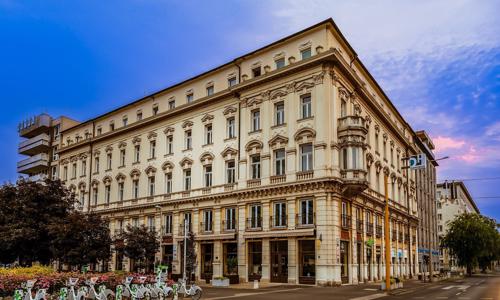 Győr u termálů Rába Quelle: Danubius Hotel Rába *** se snídaněmi a neomezeným vstupem do sauny a fitness