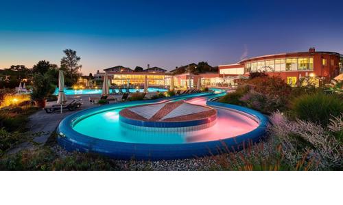 Horní Bavorsko v Ströbinger Hof – Therme Wellness Resortu ****+ se snídaní a každodenním vstupem do lázní