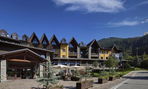 Italské Alpy u Ponte di Legno: Dovolená v Hotelu Blu Hotel Acquaseria **** s polopenzí + animace pro děti